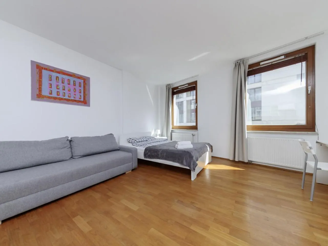 Apartment Near The Us Embassy Warszawa