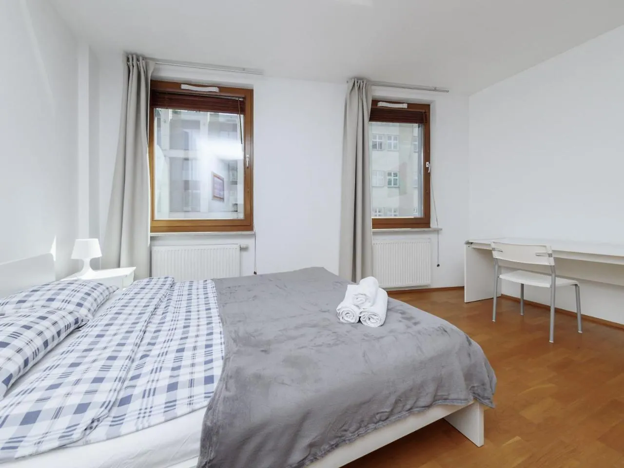 Apartment Near The Us Embassy Warszawa 0*,  Polen